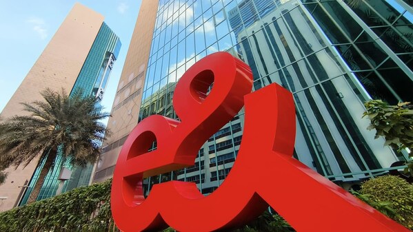 e&宣布以59.5亿美元出售Vodafone股份