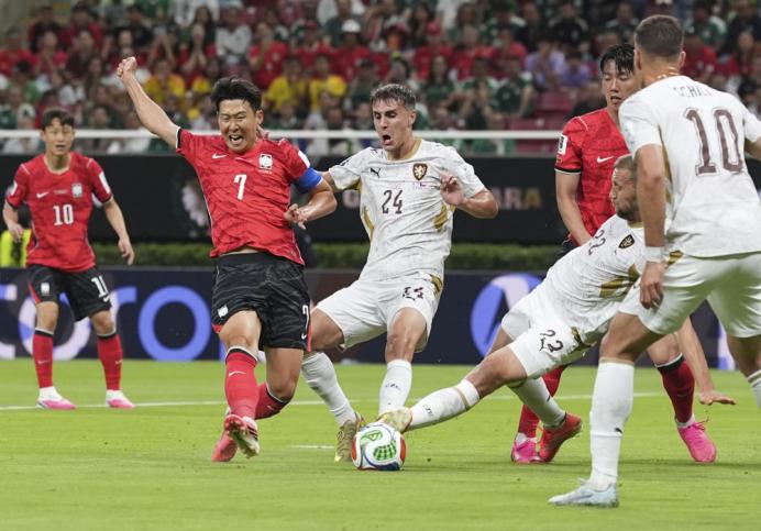 2026世界杯开幕!墨西哥2-0南非,夏奇拉献唱引爆全场