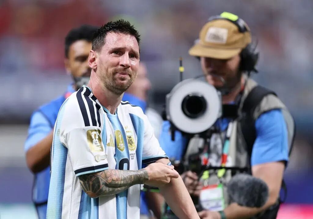 2026世界杯：梅西39岁绝境逆转埃及，赛后落泪看哭球迷