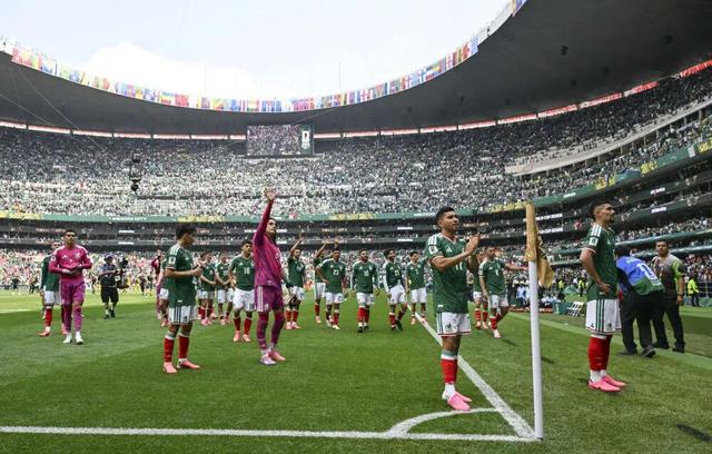 墨西哥阿兹特克体育场世界杯揭幕战_世界杯东道主战绩分析_world cup 2026