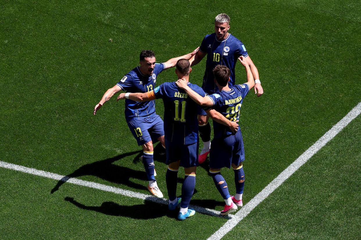 世界杯B组最后两场较量_瑞士对阵加拿大世界杯赛况分析_world cup 2026